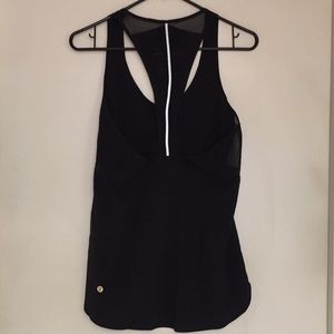 Lululemon vent it out singlet